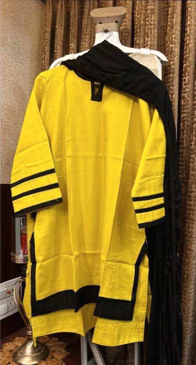 EXQUISITE BEAUTIFUL PAKISTANI STYLE CO-ORDS WITH DUPATTA